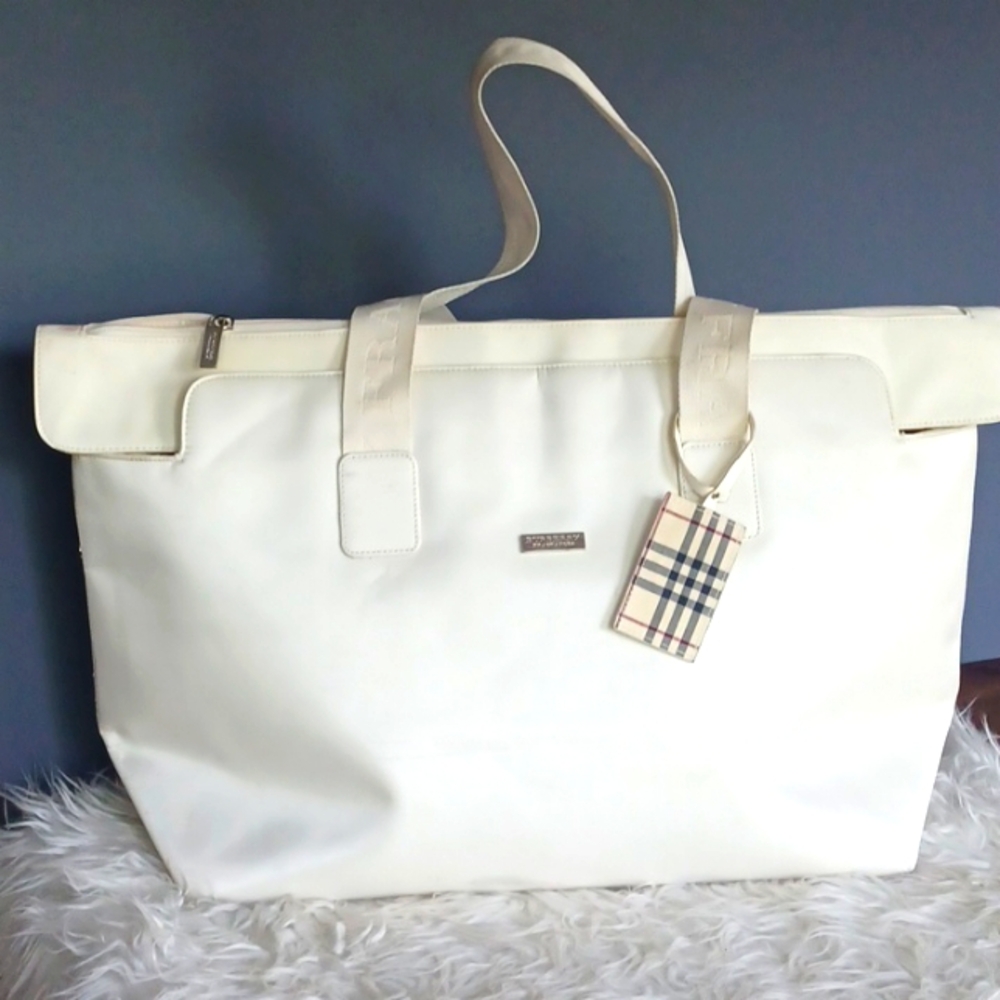 Burberry  Fragrance  travel tote